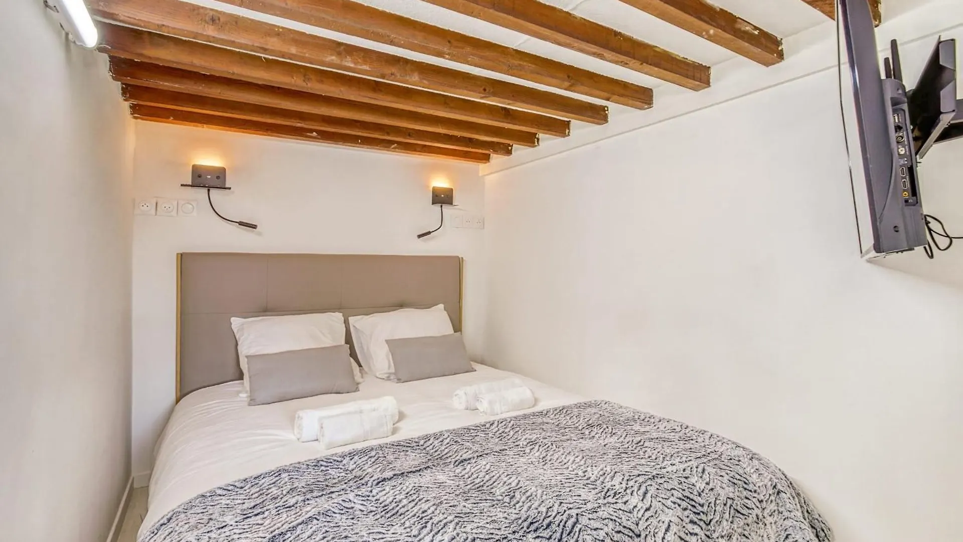 Charming 6-Person Apartment Terreaux & Croix Rousse Area Lyon Frankrig
